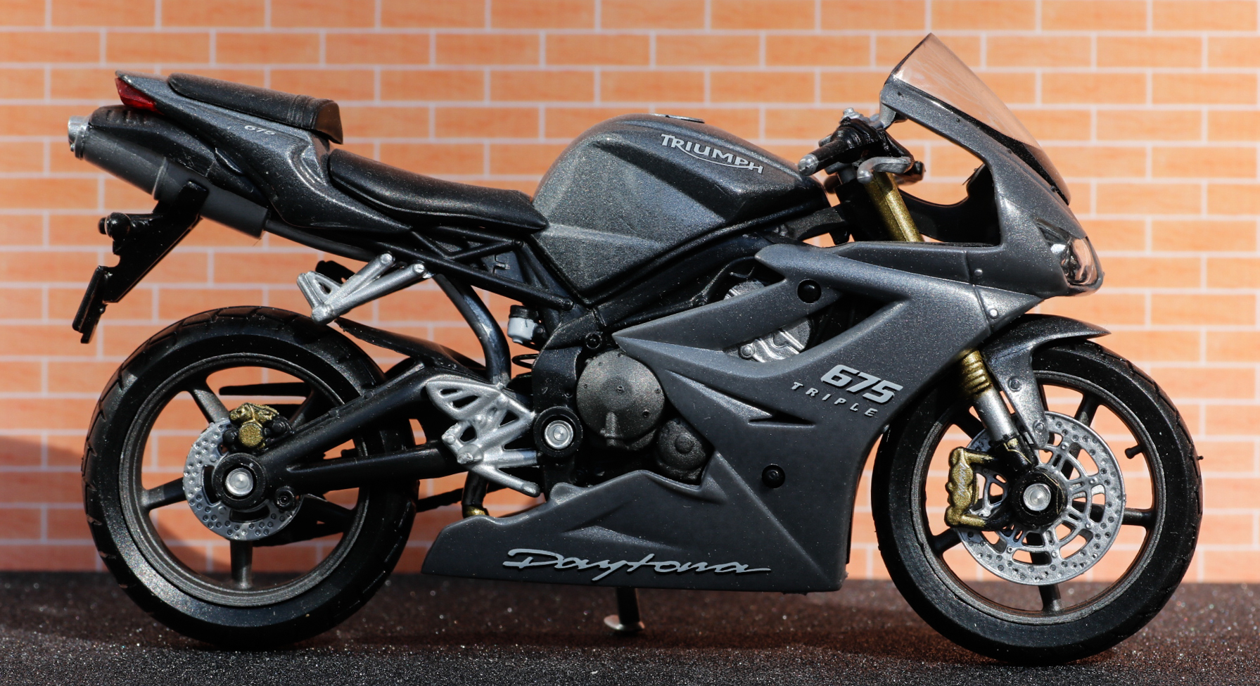 Welly Triumph Daytona 675